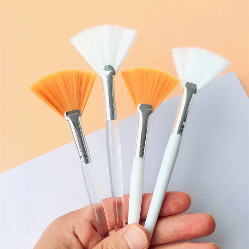 Fan Shape Multifunctional Brushes